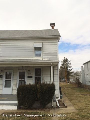 Primary Photo - 915 Maryland Ave
