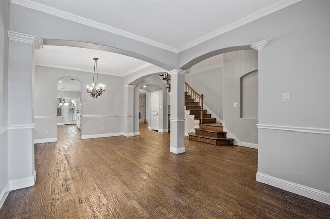 Building Photo - 2108 Serene Ct