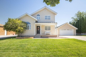 Building Photo - 265 S 900 W