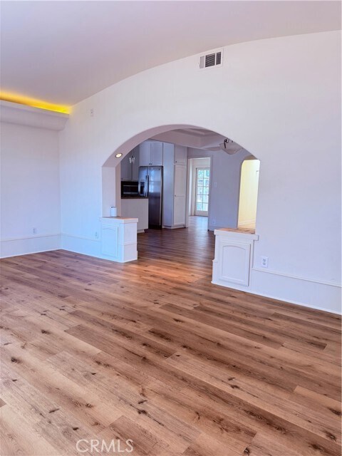Foto del edificio - 236 N Myers St
