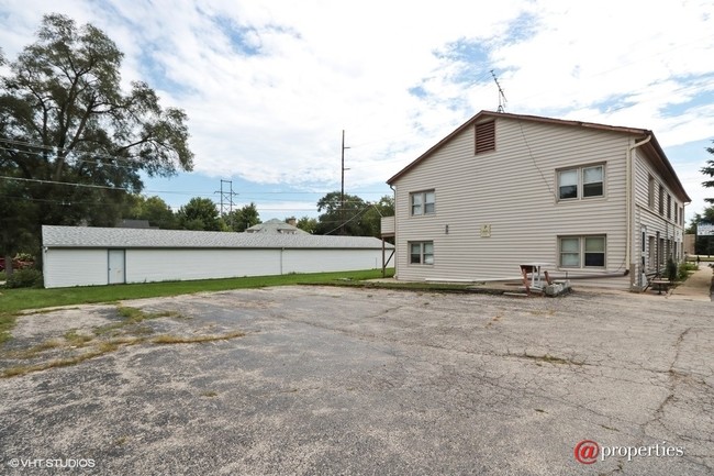 Building Photo - 29123 N Waukegan Rd