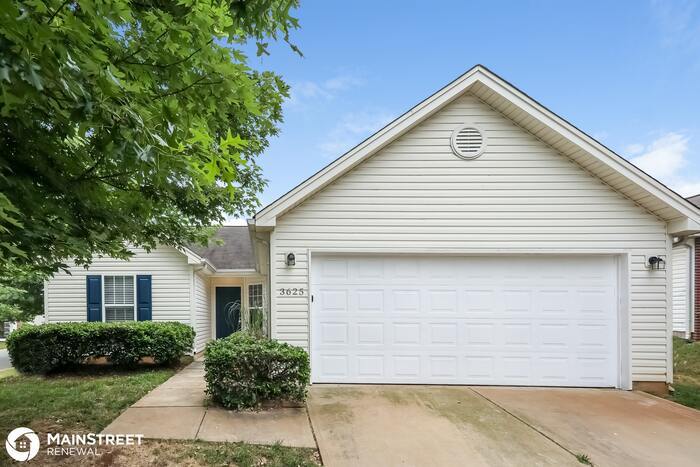 Primary Photo - 3625 Thornaby Circle, Winston-Salem, NC 27107