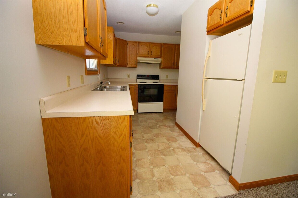 Building Photo - 2 br, 1.5 bath  - 512 W Grant Ave
