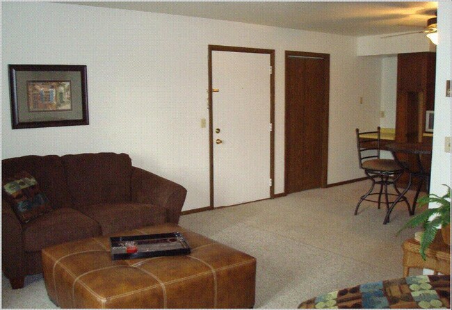 Woodland Chalet Apartments - Wausau, WI | Apartments.com