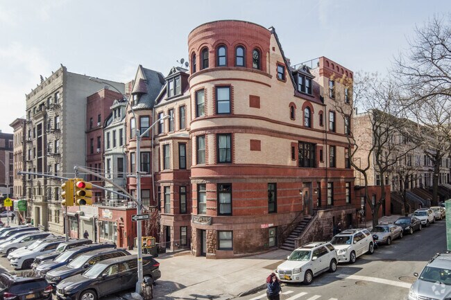 Building Photo - 721 Saint Nicholas Ave