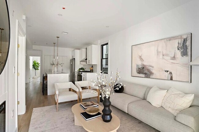 Foto del edificio - 98 Bennington St