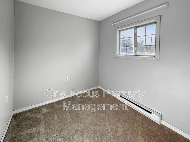Foto del edificio - 515 E 2nd Ave