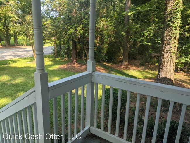 Building Photo - 3 br, 1 bath House - 1903 Farrior Ave SE