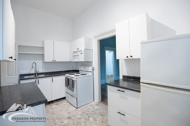 Photo du bâtiment - 36 1st St