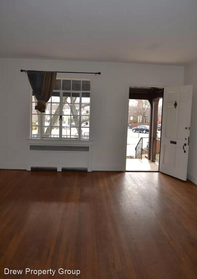 Foto del edificio - 3 br, 2 bath House - 4445 P St NW