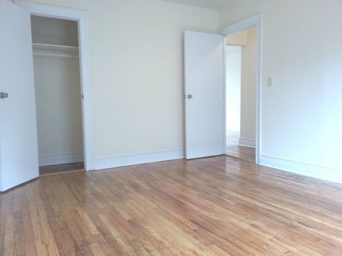 Foto del edificio - 4322 47th St