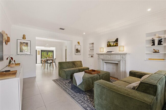 Foto del edificio - 674 NE 67th St