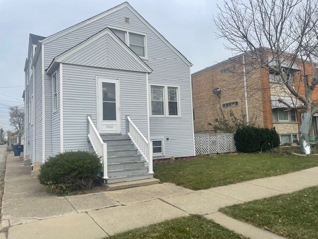 Foto principal - 7460 W Diversey Ave