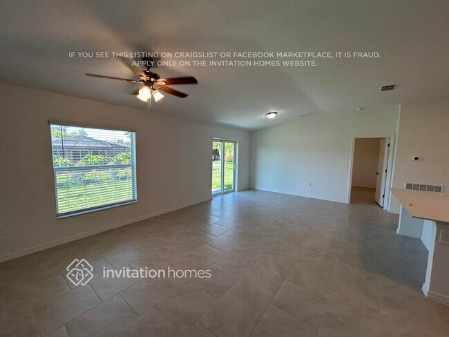 Foto del edificio - 20319 Blaine Ave