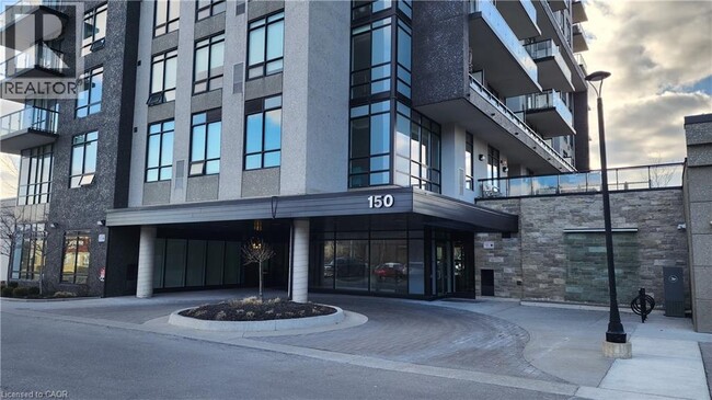 Building Photo - 150 Water St N