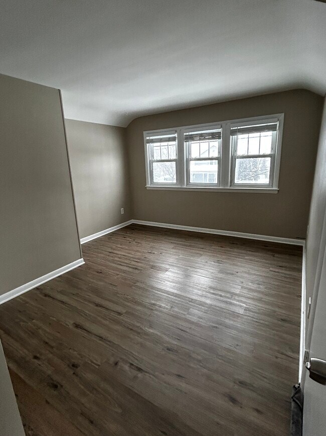 Living Room - 45420 Brownell St