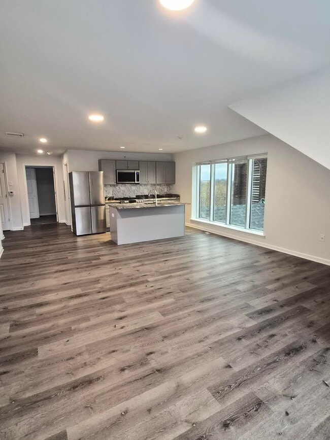 Interior Photo - City Views Apartments