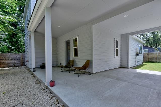 Building Photo - 1114 Linden St