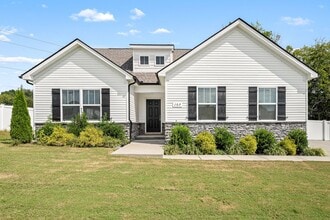 Building Photo - 107 Curbow Ct