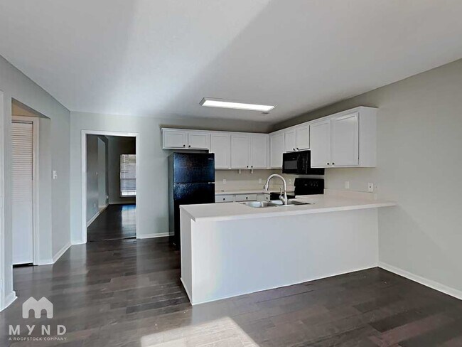 Foto del edificio - 2025 Plantation Pkwy