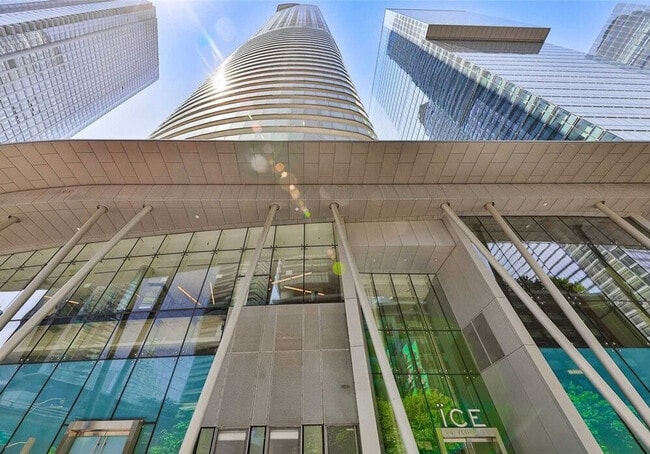 Building Photo - 14 York St