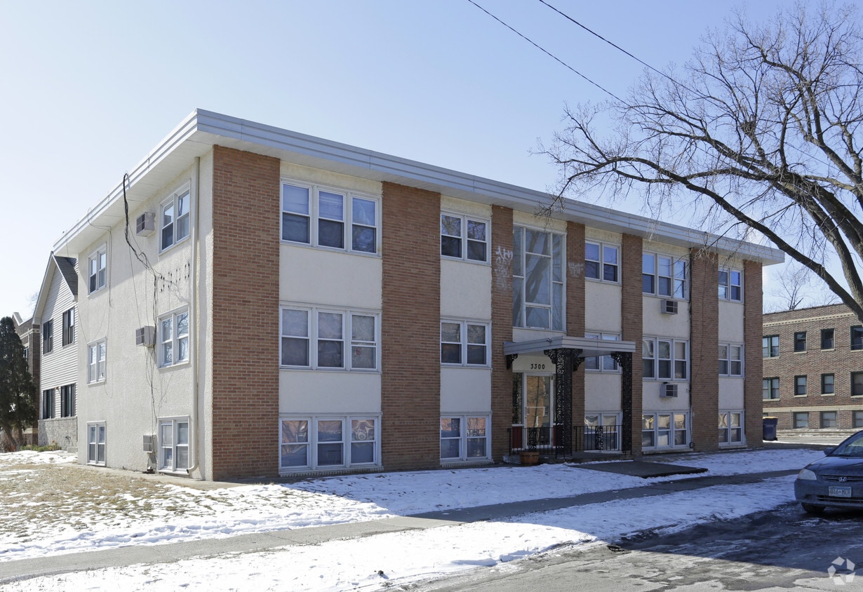 Primary Photo - 3300 Blaisdell Ave