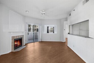 Building Photo - 1001 Liberty St