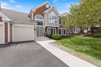 Building Photo - 1851 Fox Run Dr