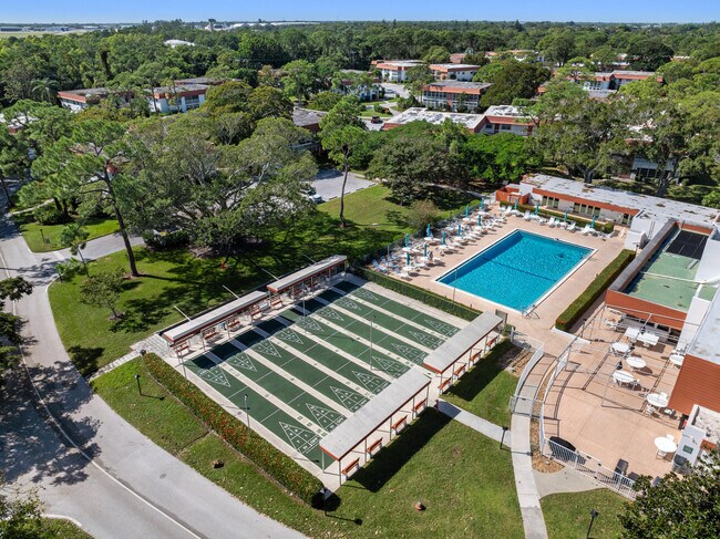 Foto del edificio - 2600 SE Ocean Blvd