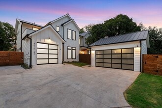 Building Photo - 4010 Valley View Rd