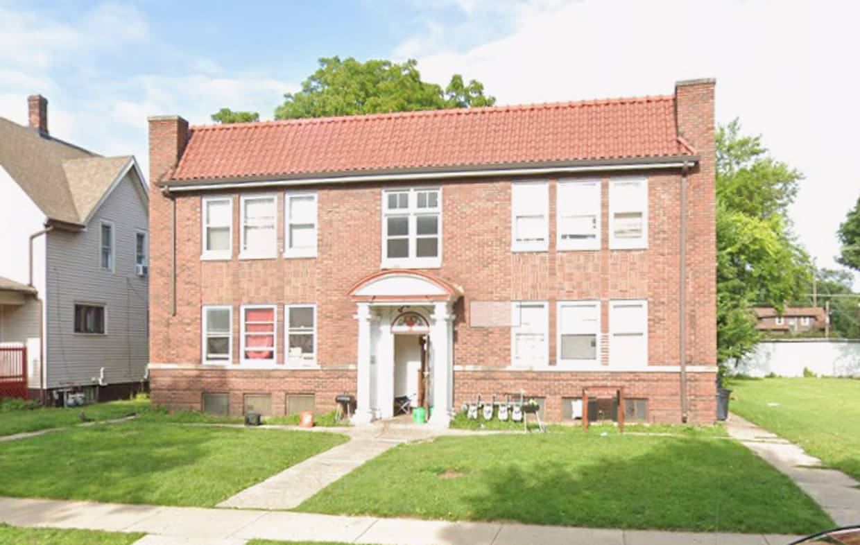 Foto del edificio - 1325 Parmele St