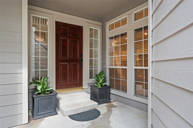 Building Photo - 10 Alderon Woods Pl