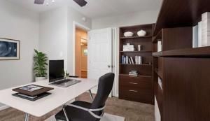 Foto del edificio - 3409 Hyland Dr