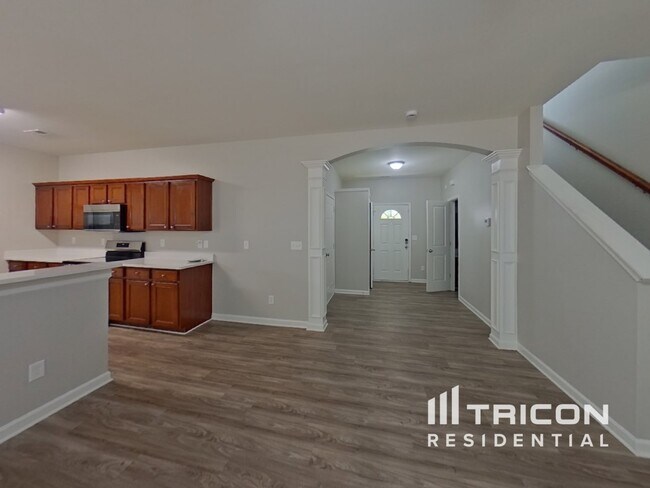 Building Photo - 4110 Bathurst Dr