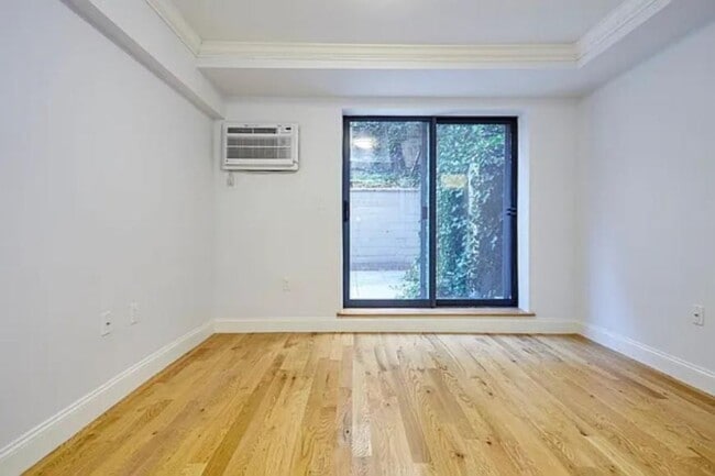 Building Photo - 2 bedroom in New York NY 10010