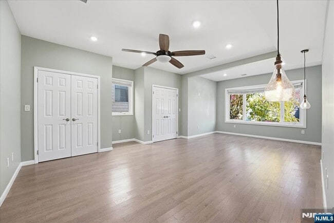 Building Photo - 85 Beckwith Pl