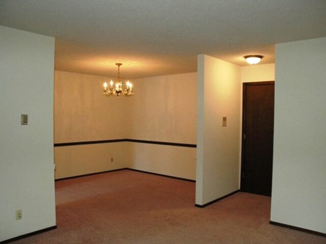 Building Photo - Riviera (925-965)