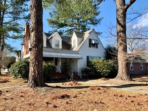 Building Photo - 3557 Chesapeake Blvd