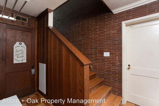 Building Photo - 3 br, 2 bath House - 2600 Chapel Hill Rd