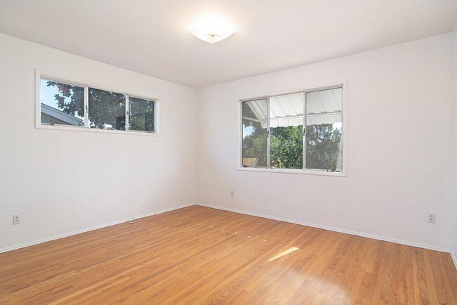 Building Photo - 6525 Del Cerro Blvd