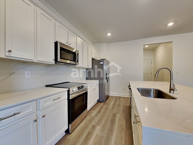 Building Photo - 168 Portside Pk Dr