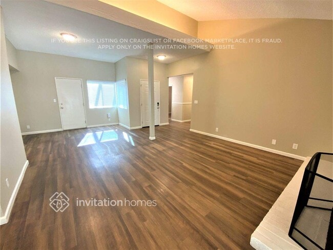 Building Photo - 13427 Almetz St