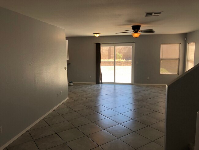 Foto del edificio - 11818 W Sunnyside Dr