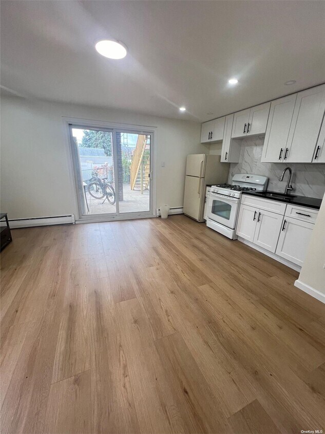 Foto principal - 66-61-61-69 69th St