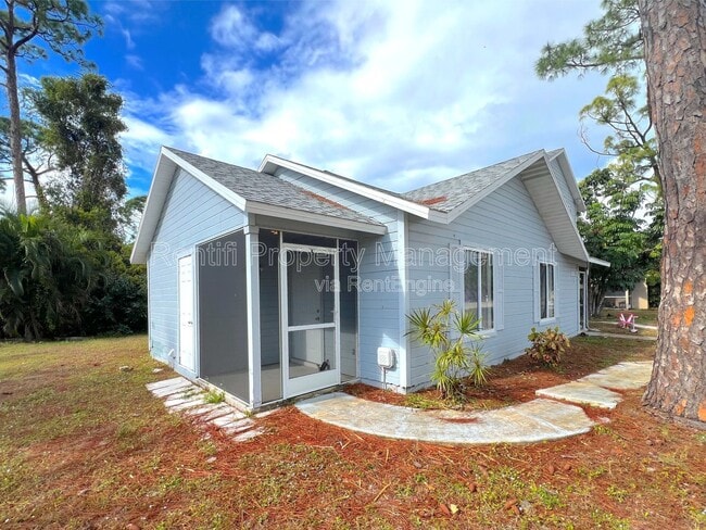 Photo - 18134 Matanzas Rd Townhome