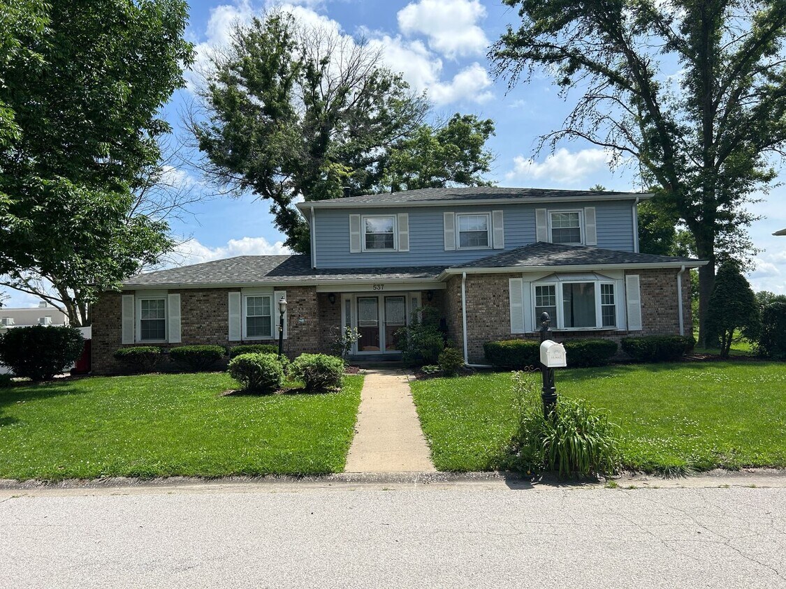 Foto principal - 537 Windrift Dr