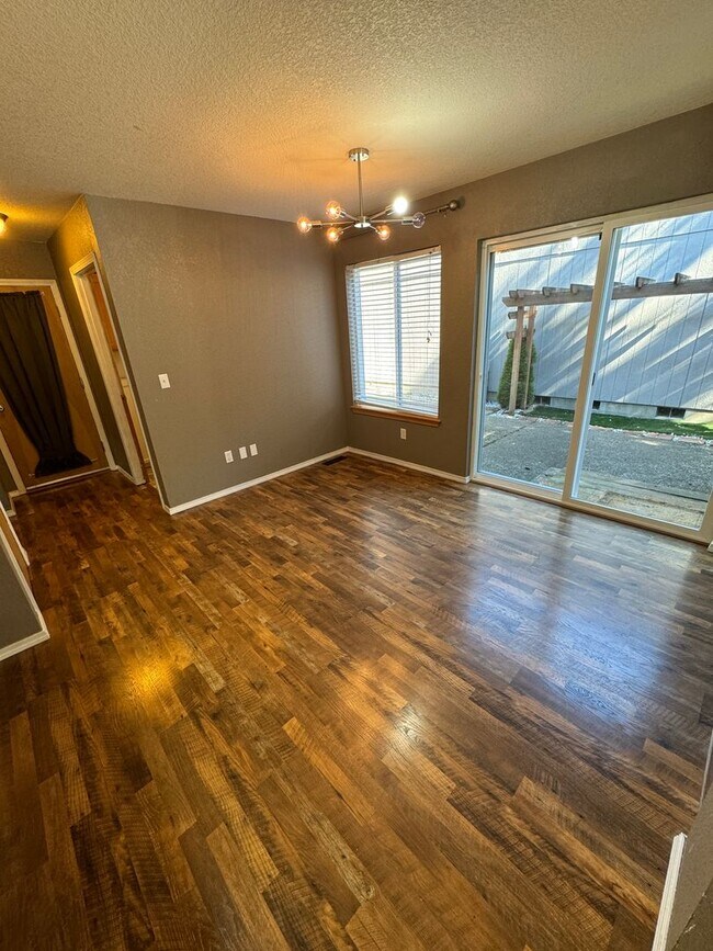 Foto del edificio - 4127 Galena St SE