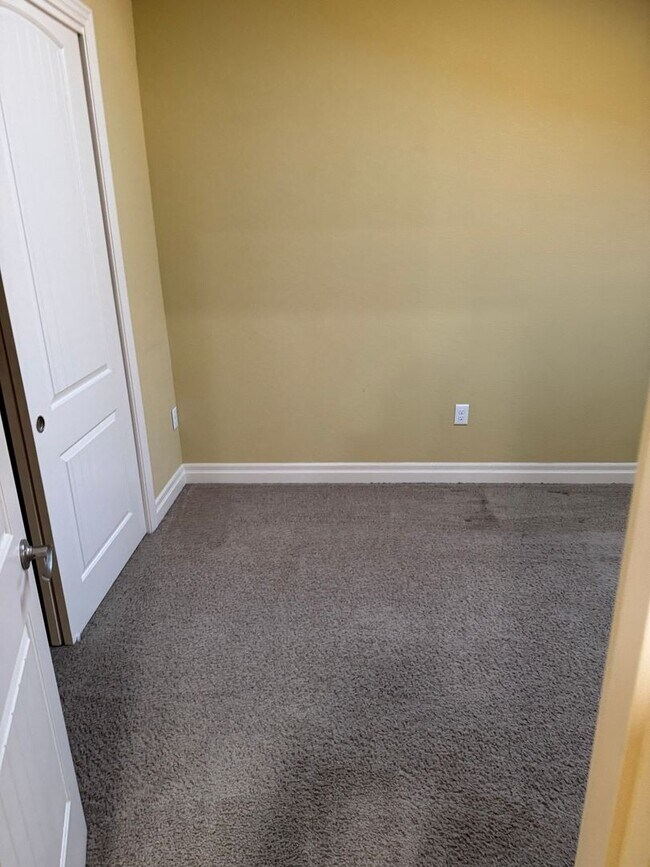 Foto del edificio - Spacious 4BR House in Beaverton