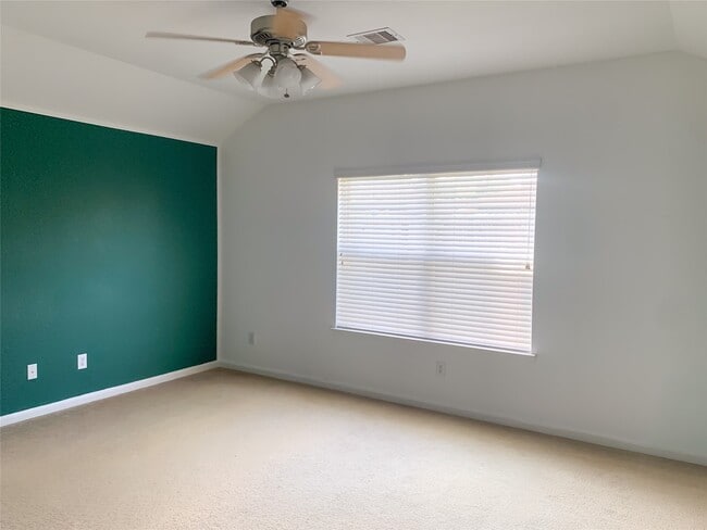 Building Photo - 21534 Oak Park Trails Dr