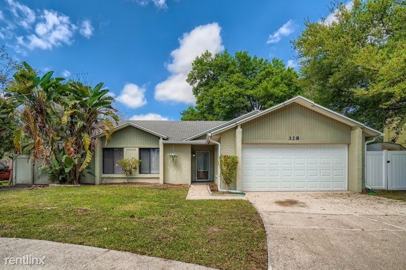 Primary Photo - 3 br, 2 bath House - 328 Sir Lawrence Dr UNIT
